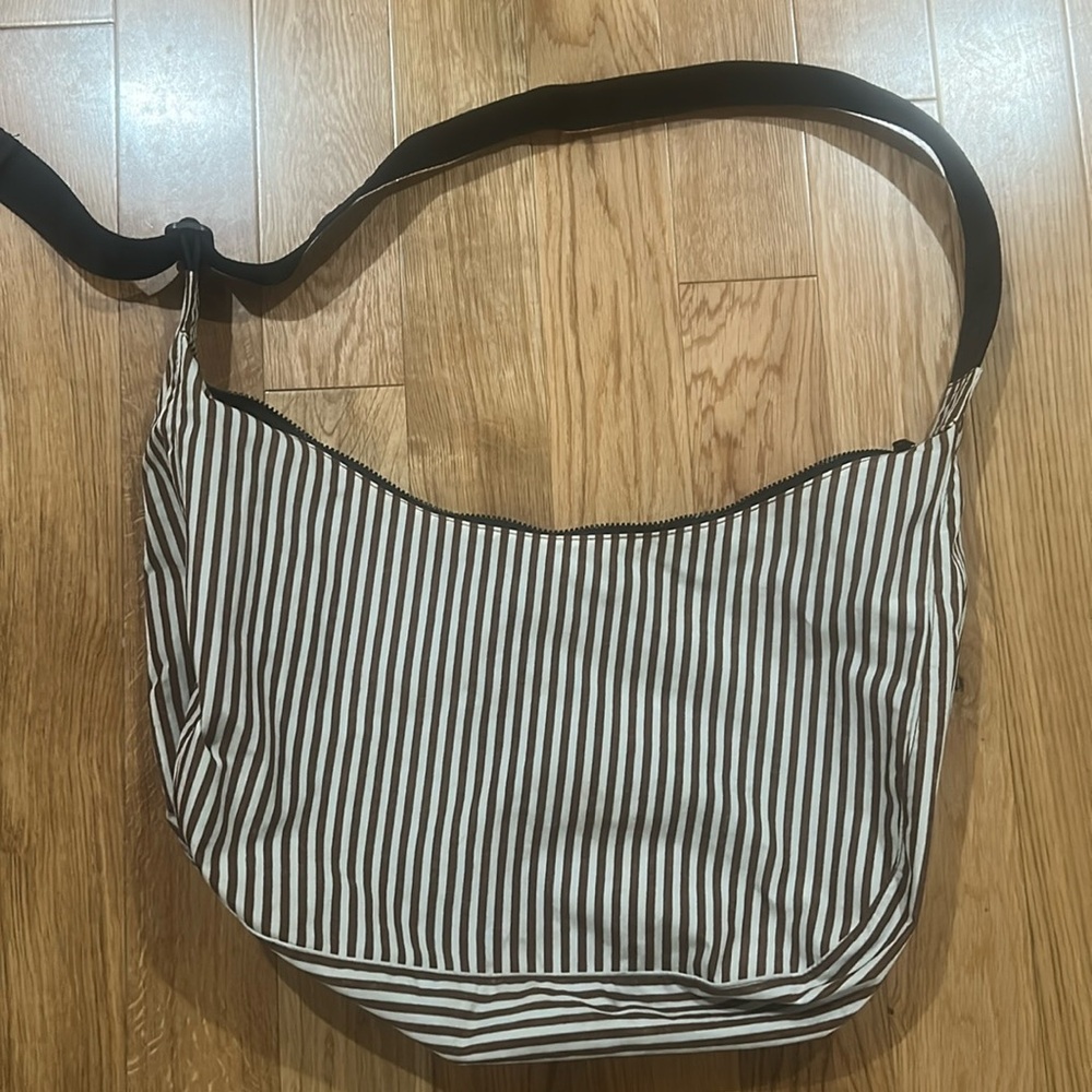 Baggu large nylon crescent bag
